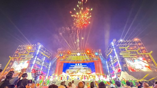 เทศกาล บ่าจั๋วสือนุ้ยซาม ได้รับการรับรองเป็นมรดกวัฒนธรรมที่จับต้องไม่ได้ของมนุษยชาติ - ảnh 1