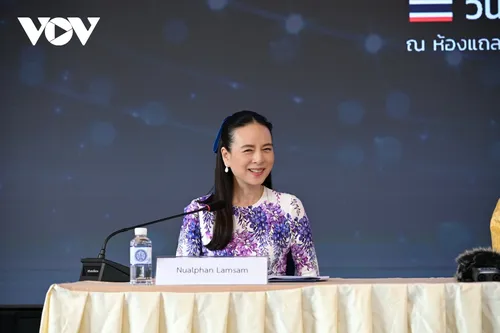 ฟุตบอลช่วยกระชับความสัมพันธ์ระดับประชาชนเวียดนาม - ไทย - ảnh 1