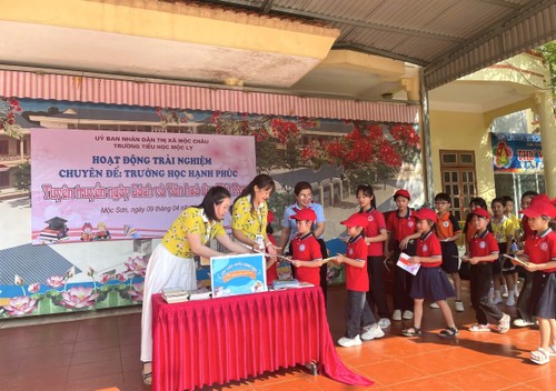 ส่งเสริมวัฒนธรรมการอ่านในชุมชน - ảnh 1