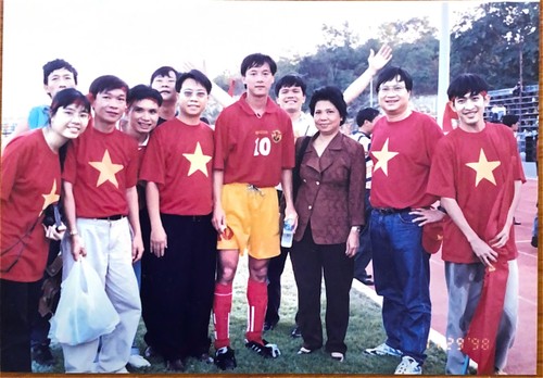 นักข่าว เหงียนถวี่มิงห์ – ผู้สื่อข่าวสถานีวิทยุเวียดนามคนแรกที่เป็นตัวแทนประจำในต่างประเทศ - ảnh 3