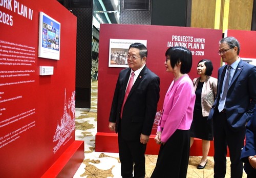ฉลองครบรอบ 25 ปีการปฏิบัติความคิดริเริ่มเกี่ยวกับการผสมผสานเข้ากับอาเซียน: มุ่งสู่ประชาคมที่เชื่อมโยงและครอบคลุม - ảnh 2
