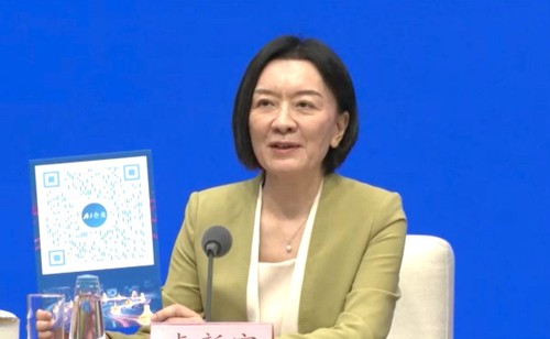 ปัญญาประดิษฐ์ – ไฮไลท์ของงานแสดงสินค้าจีน–อาเซียนปี 2025 - ảnh 1