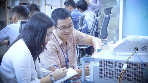 “ดอกกุหลาบเหล็ก” แห่งกองทัพ - ảnh 2