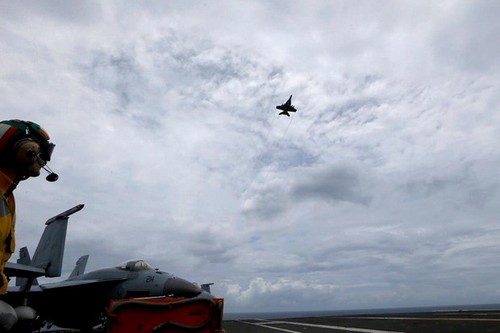 US vows regular patrol in East Sea - ảnh 1