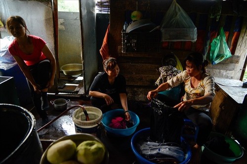 Life on Hanoi's floating guesthouse - ảnh 8