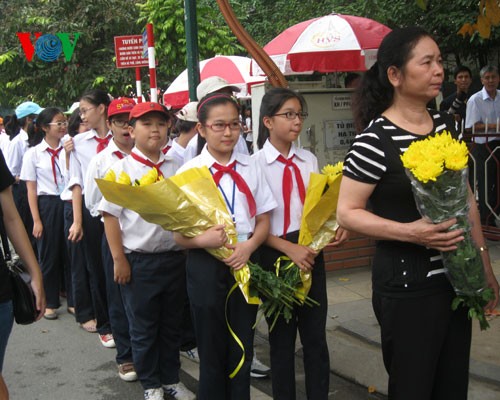  “Đại tướng mất, chúng tôi như mất người thân”  - ảnh 5