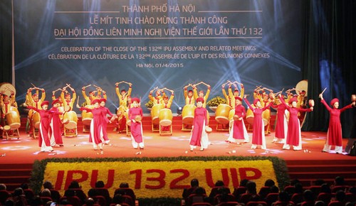 Mít tinh chào mừng thành công IPU-132 tại Hà Nội - ảnh 1