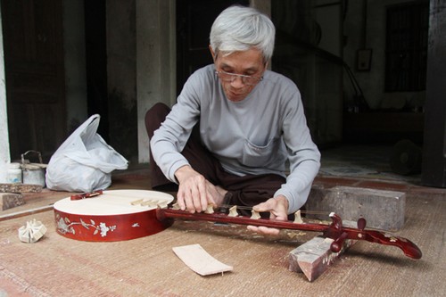 Làng làm đàn Đào Xá, nơi lưu giữ thanh âm hồn Việt - ảnh 1