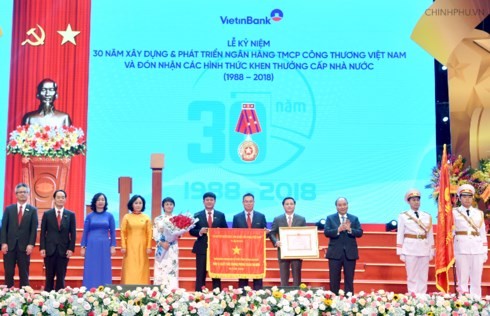 Thủ tướng gợi ý Vietinbank phải là “tế bào” hạt nhân trong xu thế 4.0 - ảnh 2