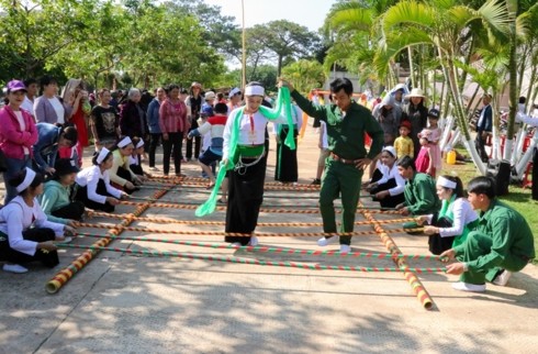 Gia Lai: Lễ hội mùa xuân đoàn kết các dân tộc - ảnh 2