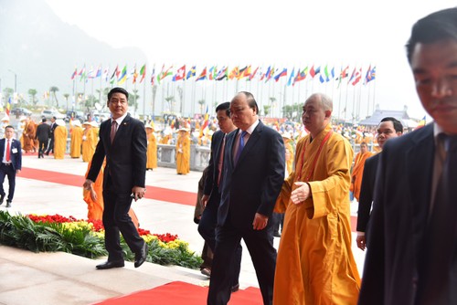 Vesak là nền tảng cho việc thiết lập mối quan hệ hòa bình, hữu nghị, hợp tác giữa các quốc gia, dân tộc, tôn giáo - ảnh 3