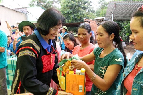 Chương trình giao lưu cựu cán bộ Đoàn Thanh niên Việt Nam “Nhớ mãi tuổi 20” - ảnh 1