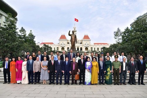 Thành phố Hồ Chí Minh luôn trân trọng mọi ý kiến đóng góp của kiều bào - ảnh 1