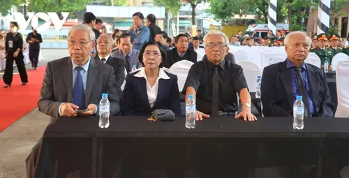 Lễ viếng nguyên Chủ tịch nước Trần Đức Lương tại quê nhà Quảng Ngãi - ảnh 5