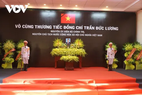 Lễ viếng nguyên Chủ tịch nước Trần Đức Lương tại quê nhà Quảng Ngãi - ảnh 2