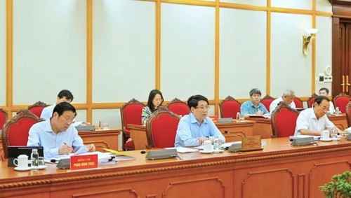 Bộ Chính trị cho ý kiến về công tác chuẩn bị Đại hội Đảng bộ các tỉnh - ảnh 1