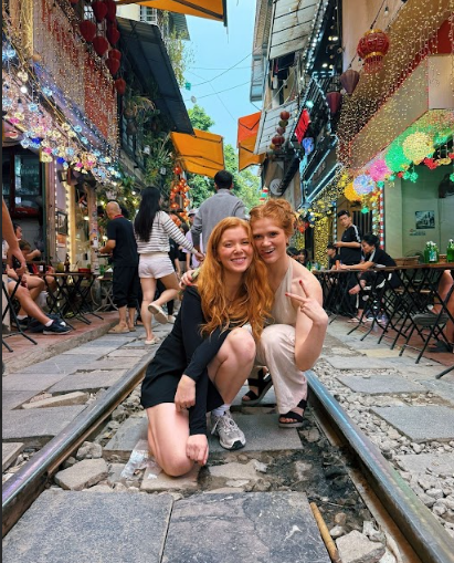 Hà Nội trong mắt du khách quốc tế: Rực rỡ, nhộn nhịp và thân thiện - ảnh 1