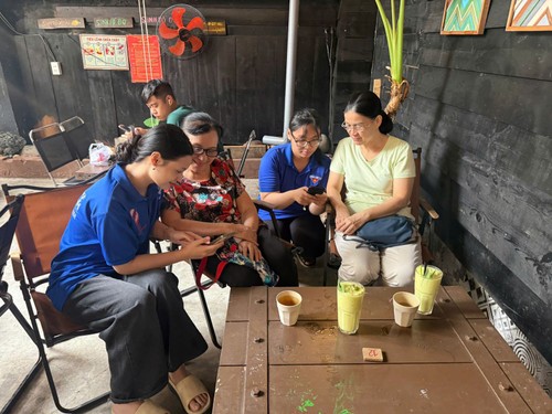 Đặt phát triển kỹ năng số cho toàn dân làm trọng tâm chuyển đổi số - ảnh 1