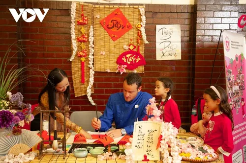 Người Việt tại Melbourne giữ gìn Tết truyền thống quê hương - ảnh 7