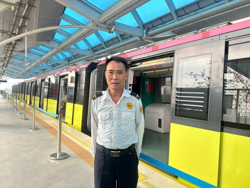 Xăng tăng giá, người dân Hà Nội ưu tiên sử dụng phương tiện công cộng  ​ - ảnh 3