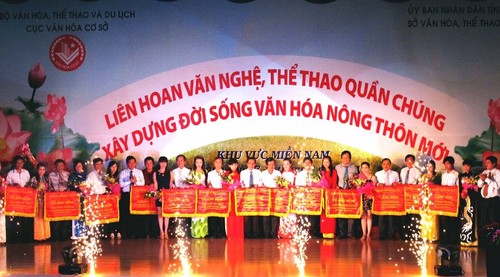 Khai mạc Liên hoan về nông thôn mới phía Nam - ảnh 1