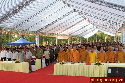 Hoạt động kỷ niệm 68 năm Ngày thương binh, liệt sĩ  27/07 tại các địa phương   - ảnh 1