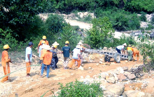 Quảng Ninh đi đầu cả nước trong điện khí hóa nông thôn, hải đảo - ảnh 2