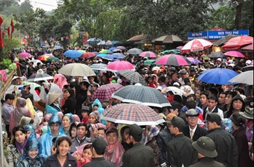 พิธีสักการะบูชาบรรพกษัตริย์หุ่งคือการรำลึกถึงบุญคุณของบรรพบุรุษ - ảnh 6