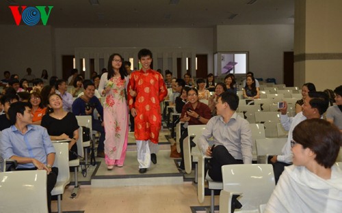 กิจกรรมต่างๆของนักศึกษาเวียดนามในประเทศไทยในโอกาสวันนักเรียนและนักศึกษาเวียดนาม - ảnh 2