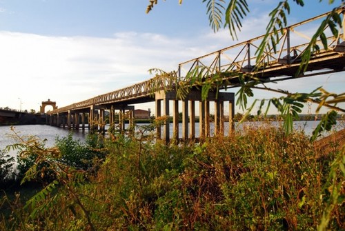 สะพานเหี่ยนเลือง-สะพานแห่งความเป็นเอกภาพ - ảnh 1