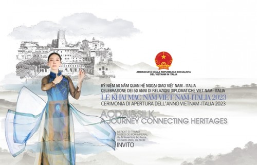 Vietnamese fashion designer introduces 100 Ao Dai designs in Rome - ảnh 1