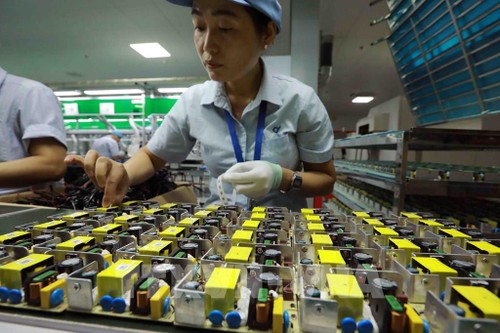 Vietnam’s manufacturing PMI rebounds after super typhoon - ảnh 1