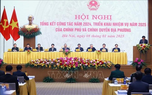 Government convenes year-end meeting, setting tasks for 2025  - ảnh 1