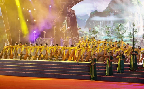 Commemoration of Hung Kings’ Death Anniversary held in Phu Tho province - ảnh 1