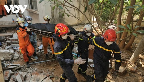 Vietnamese police recover another earthquake victim’s body in Myanmar - ảnh 1