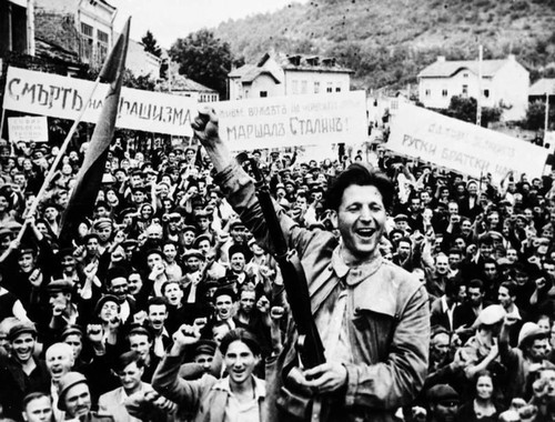 Countries commemorate 80th anniversary of the Victory Day over Fascism - ảnh 1