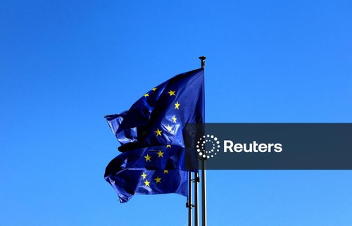 EU committed to reaching trade deal with US - ảnh 1