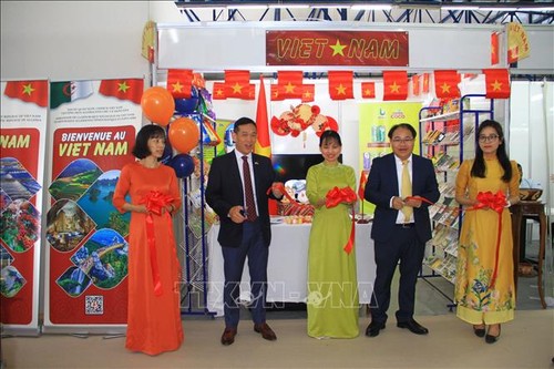 Vietnamese products promoted at Algiers International Fair 2025 - ảnh 1