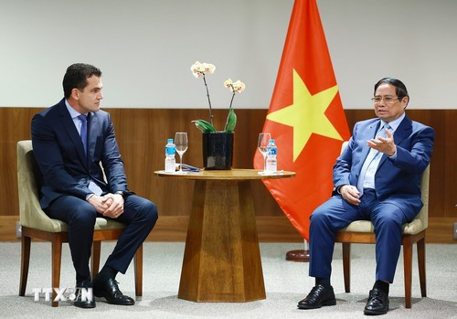 Vietnam PM meets with leaders of Brazilian enterprises - ảnh 1