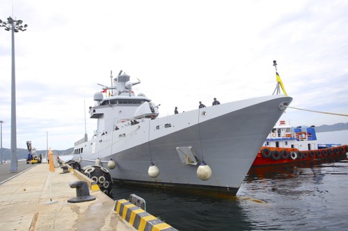 Royal Brunei Navy ship visits Vietnam - ảnh 1
