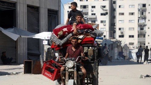Many Palestinians killed and injured after Israeli attacks on Gaza - ảnh 1