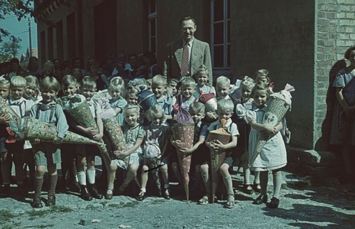 School cone excites German children at new academic year - ảnh 2