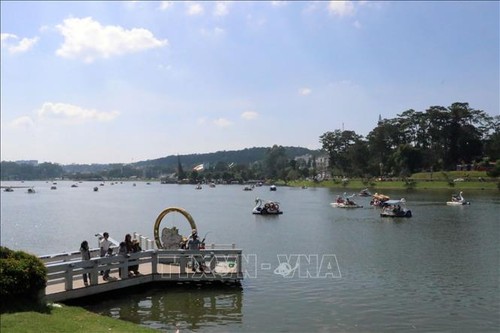 Da Lat wins two awards at Asia Festival City Awards - ảnh 1