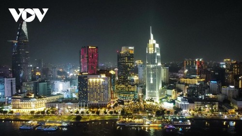 Strong 2025 growth underscores Vietnam’s economic resilience, foreign media say - ảnh 1