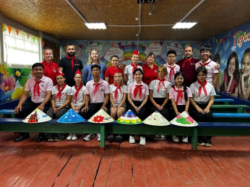 Лагерь «Алые паруса» в Иркутской области – место встречи пионеров из Вьетнама и России - ảnh 2