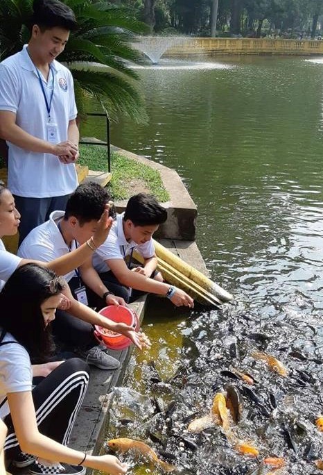 120 thanh thiếu niên kiều bào thăm Lăng Bác và Hoàng Thành Thăng Long - ảnh 4