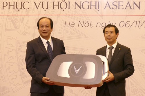 Bàn giao xe phục vụ ASEAN 2020 - ảnh 1