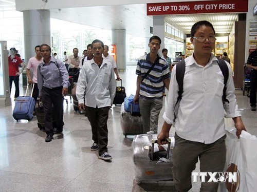 Bộ Lao động, Thương binh và Xã hội lên phương án tiếp nhận lao động Trung Quốc trở lại Việt Nam làm việc - ảnh 1