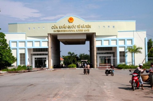 Bộ Ngoại giao điều chỉnh quy định qua lại tại các cửa khẩu biên giới với Campuchia và Lào - ảnh 1