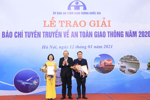  Báo chí góp phần hình thành văn hóa giao thông trong xã hội - ảnh 1